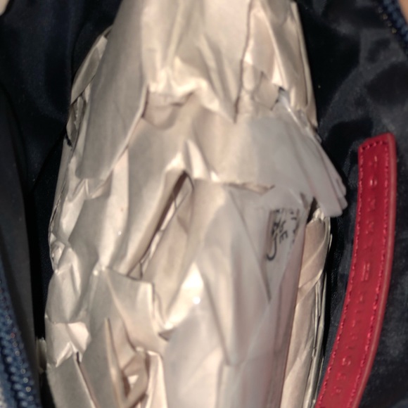 Tommy Hilfiger bag - Picture 4 of 4